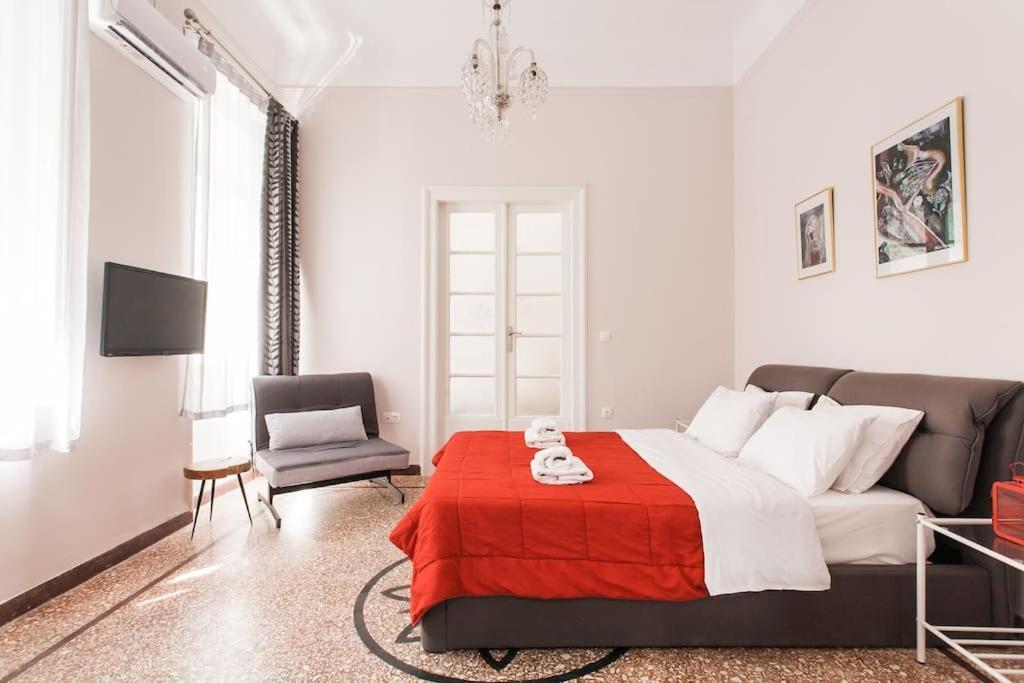 Splendid Full 5Bdr/3Bath/2Kitchens Mansion In Ath Apartman Athén Kültér fotó
