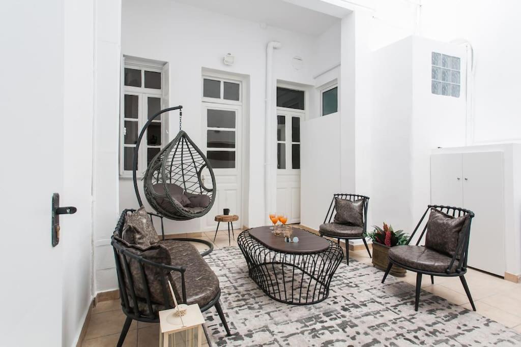 Splendid Full 5Bdr/3Bath/2Kitchens Mansion In Ath Apartman Athén Kültér fotó